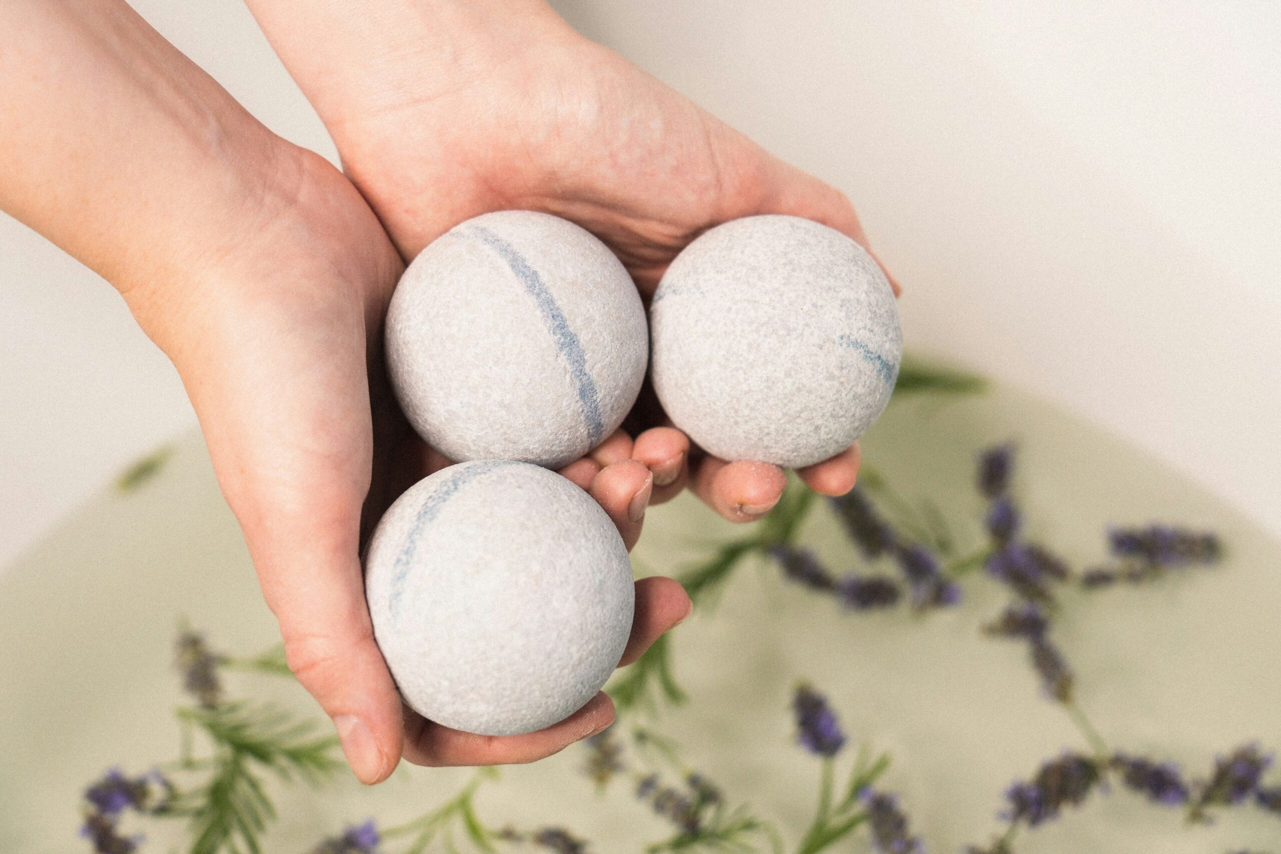 Easy DIY Bath Bombs